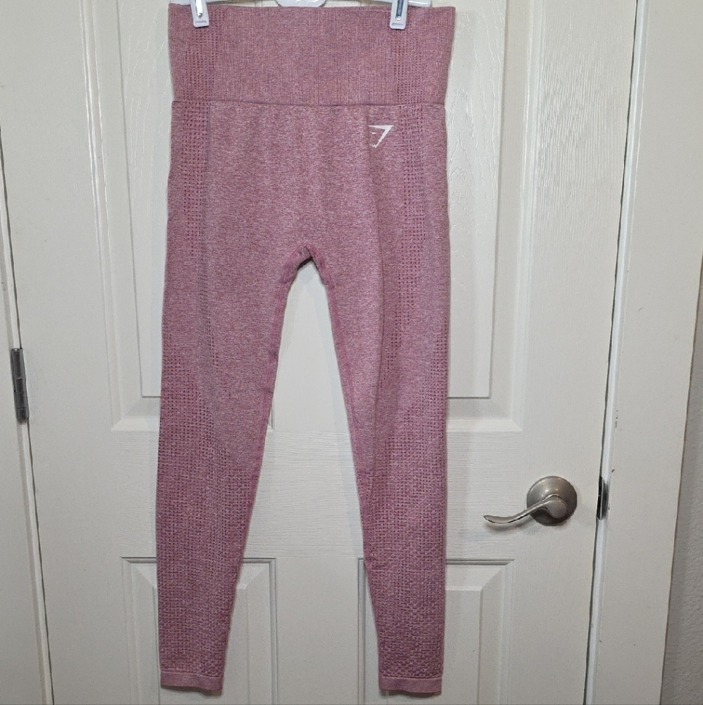 Gym Shark Leggings in Soft Pink